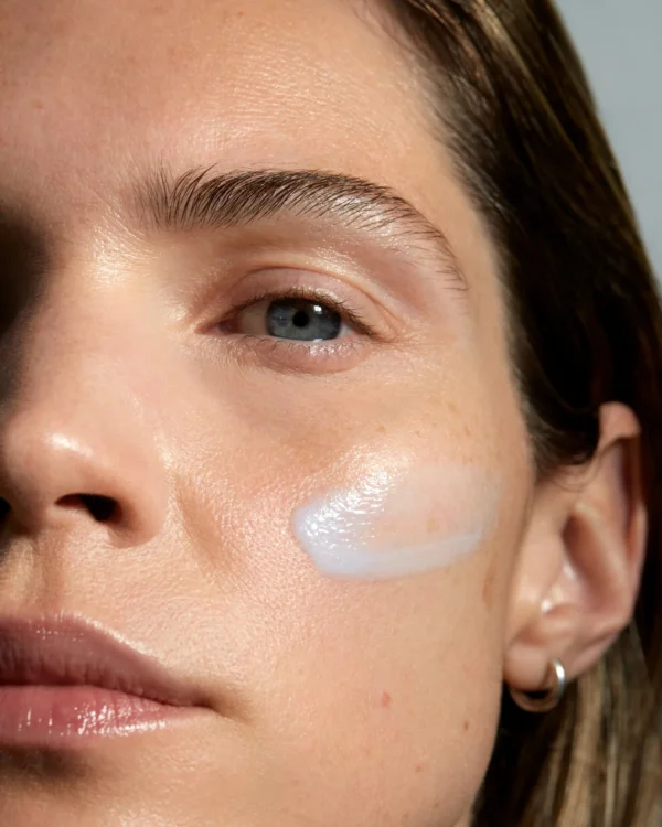 Mádara Retinol Alternative Plant-Powered серум за лице, 30 мл — снимка 2